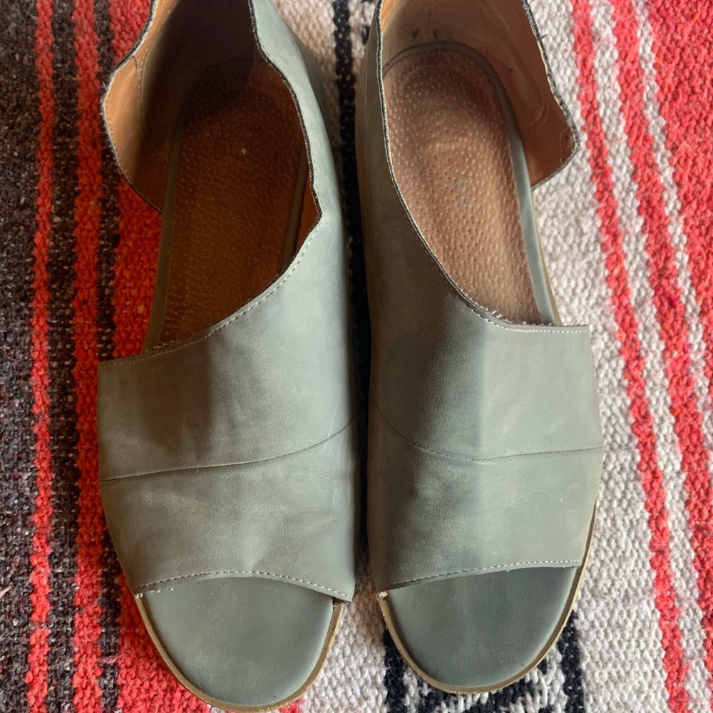 Blue Suede Shoes